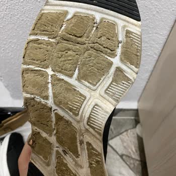 Skechers Does Not Care About Its Customers