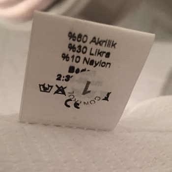 Kifidis Akrilikten İmal Edilen Angora Yün Dizlik