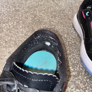Puma Ayakkabının Arkası Hemen Yırtıldı