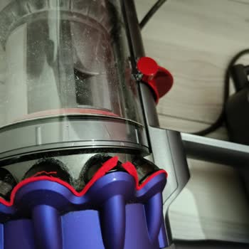 Dyson Gen5 Delect Kırmızı Conta Sorunu
