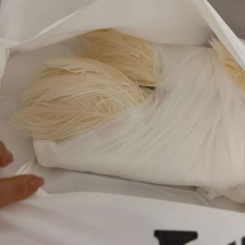 Ns Sposa Gelinliği Satarken Hiçbir Uyarıda Bulunmuyor