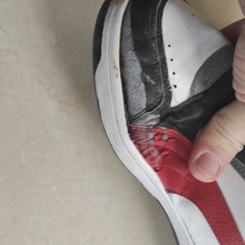 Deichmann Kalitesiz Puma Ayakkabı Satıyor...