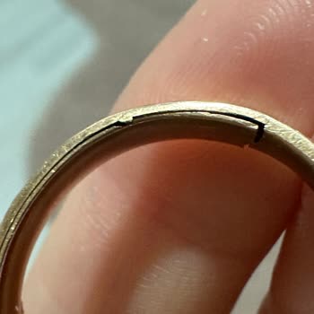 Zen Pırlanta Zen Alyans Ömürlük Sanıyorsun Ama Çatladı Kırıldı. Telafi Edilmiyor.