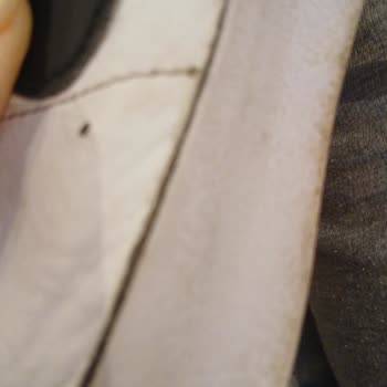 Nike Yeni Aldığım Ayakkabılarda Yırtıklar Ve Açılmalar Oluştu.