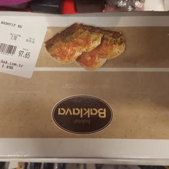 Tatbak Haktat Yeşilbağlar Pendik Baklava Kutusunu Para İle Satıyor.