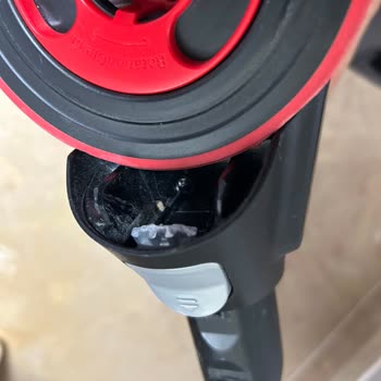 Bosch Dikey Şarjlı Süpürge Arızası