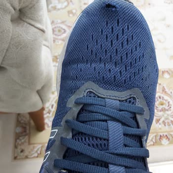 Asics Ayakkabı Alalı 6 Ay Geçmeden Üstten Açıldı