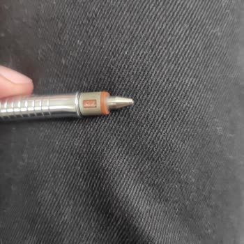 Faber-Castell TK-fıne Vario Lo,5 İçinde Uç Kalması