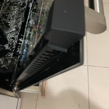 Samsung Ankastre Fırın İç Camı Şikayet