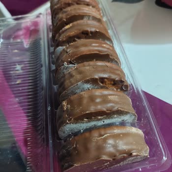 Ülker Alpella Küflü Çikolata Kaplamalı Marshmallowlu Sandviçi