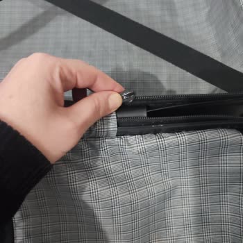 Migros 2. Kullanımda Bozulan Valiz