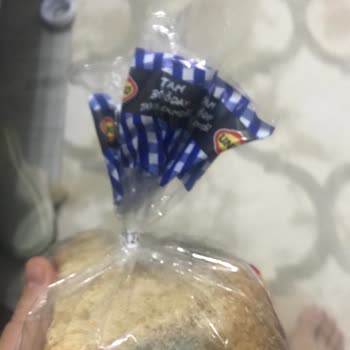 UNO Ekmek SKT Olmasına Rağmen Küflü Ekmek