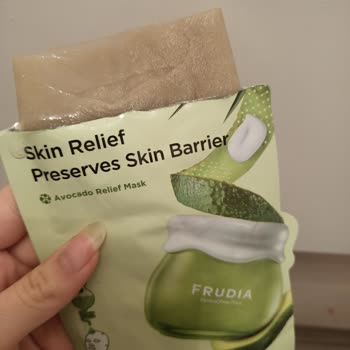 Watsons'tan Aldığım Frudia Avokado Skin Relief Mask Bozuk!