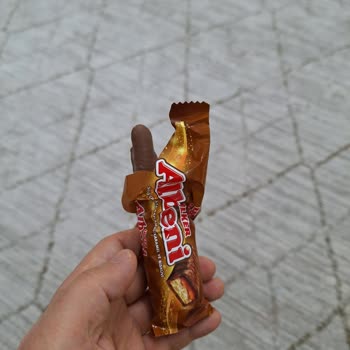 Ülker Albeni Çikolata Şekil Bozukluğu