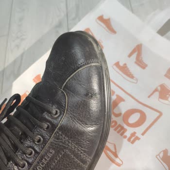 FLO Ayakkabı Kullanım Sonrası Yırtılan Ayakkabı Hayal Kırıklığı