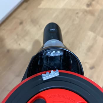 Bosch Dikey Süpürge Hazne Kilit Kırığı