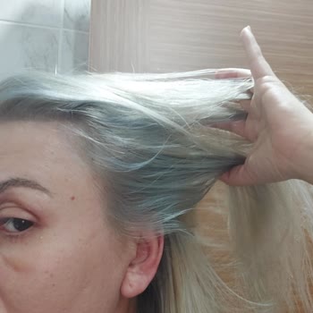 Garnier Saçlarımı Mavi Yaptı