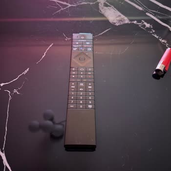 PHILIPS TV  65oled935 TV Kumandası