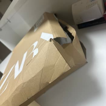 hepsiJET Zara Siparişim Geç Ve Açılmış Halde Ulaştı