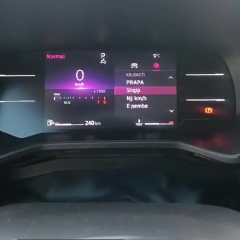 Renault Clio 5 Equilibre Aracım Dil Değişmiyor