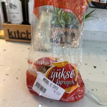 Ege Yükselen Kuruyemiş Kurtlu Ürün Satıyor!