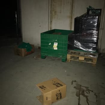 Şok Market Şubesi Çöp Sorunu