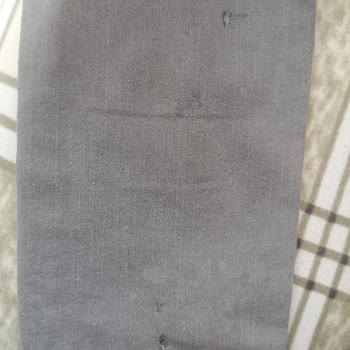 Atmosphere Yeni Pantolonda Şok Eden Delikler!