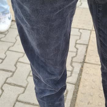 Mavi Renk Açtı Mavi Pantolon