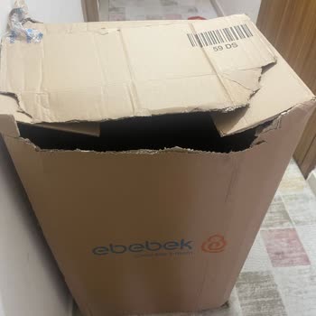 Ebebek Kırık Kutu Gönderip Paramı İade Etmiyor