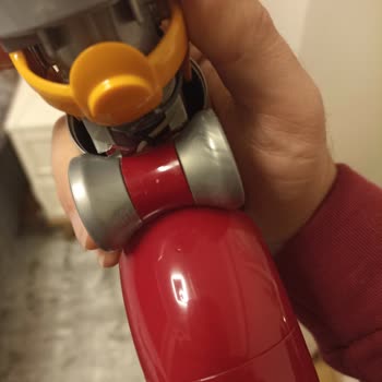 Dyson Parça Kalitesizliği Görselli