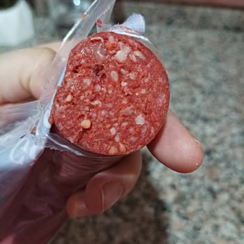 BİM Market Zincirinin Markalı Sucuğunda Beklenmedik Bulgu