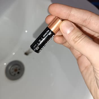 Duracell Pil Nedenini Bilmediğim Bir Sebeple Az Kalsın Patlıyordu!