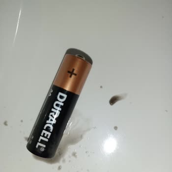 Duracell Pil Nedenini Bilmediğim Bir Sebeple Az Kalsın Patlıyordu!