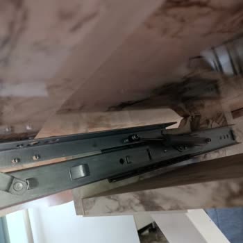 Modalife Masa Arızalı Ve Düzeltmeye Gelmiyorlar