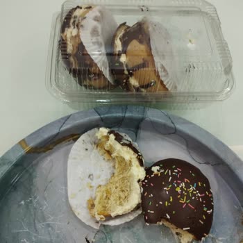 Elit Unlu Mamulleri (Samsun) 180 Liram Resmen Çöp Oldu.