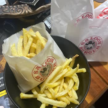 Saloon Burger Kavacık İhmali