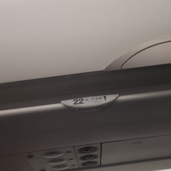 THY 90 Dakika Boyunca Koltuğum Tekmelenerek Yaptığım Uçak Yolculuğu