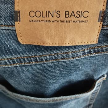 COLIN’S Kot Pantolon Hatası