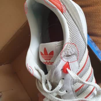 Adidas Ürünü Çok Az Kullanımda Deforme Oldu, Firma Değişim Yapmıyor!