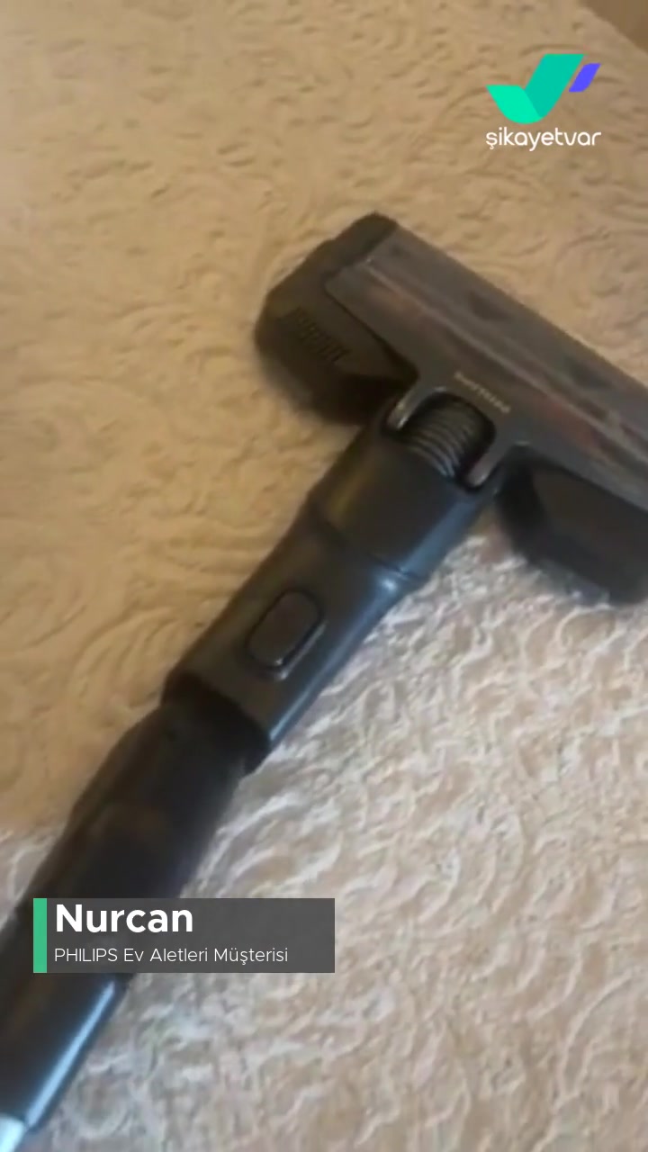 Philips Aqua Plus XC8349/01 Dikey Süpürgem Nedensiz Kırıldı! videonun kapak resmi