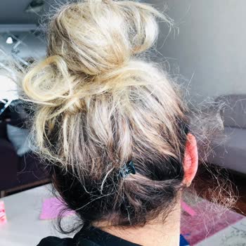 Kemal Selek Valedam Kuaför Saçlarım Üç Renk Oldu