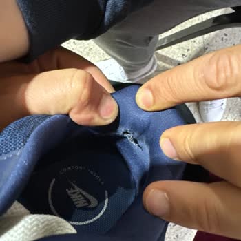 Nike Red Verilmiş Ürün