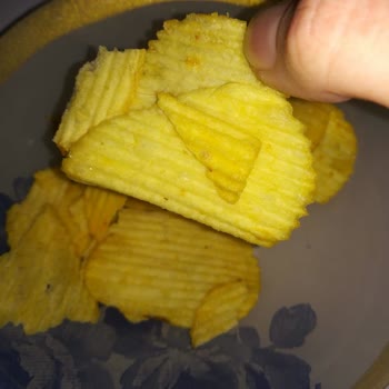 Ruffles Cipsin İçinden Saç Çıktı!