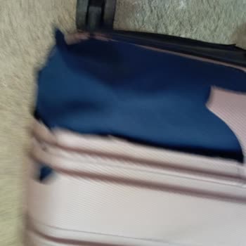 Pegasus'tan Paramparça Valiz Hayal Kırıklığı