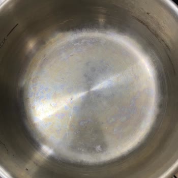 Korkmaz Düdüklü Tencerenin Çeliği Çilleniyor