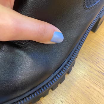 Elle Ayakkabı Elle Markası Tadilat Sorunu