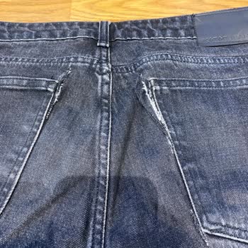 Koton'dan Aldığım Pantolon 10-15 Kullanımda Yırtıldı.