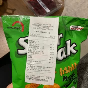 Açılıp Tekrar Bantlanan Cips Paketi BİM