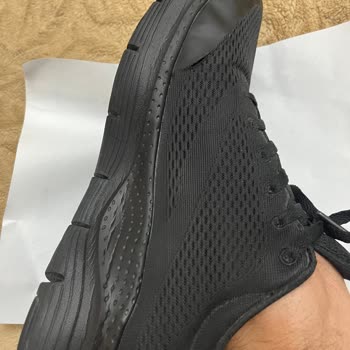 Skechers Yandan Açılan Ayakkabının Değiştirilmemesi