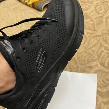 Skechers Yandan Açılan Ayakkabının Değiştirilmemesi